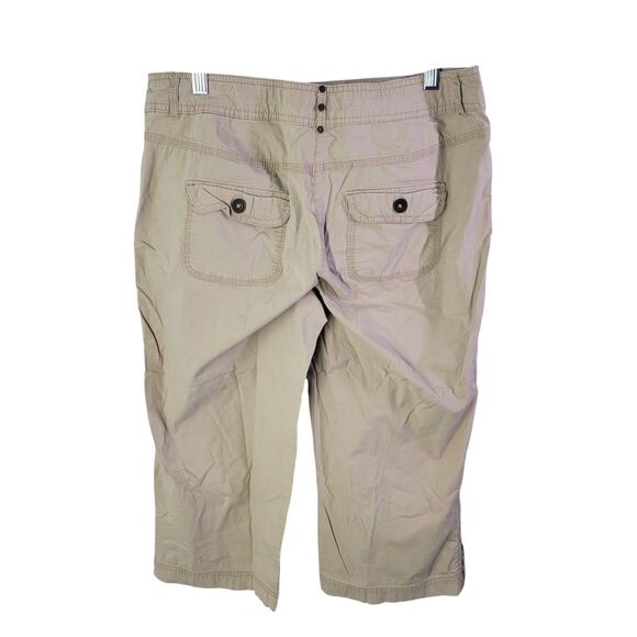 Larry Levine Womens Size 10 Tan Solid Khaki Capri Pants - Picture 11 of 11